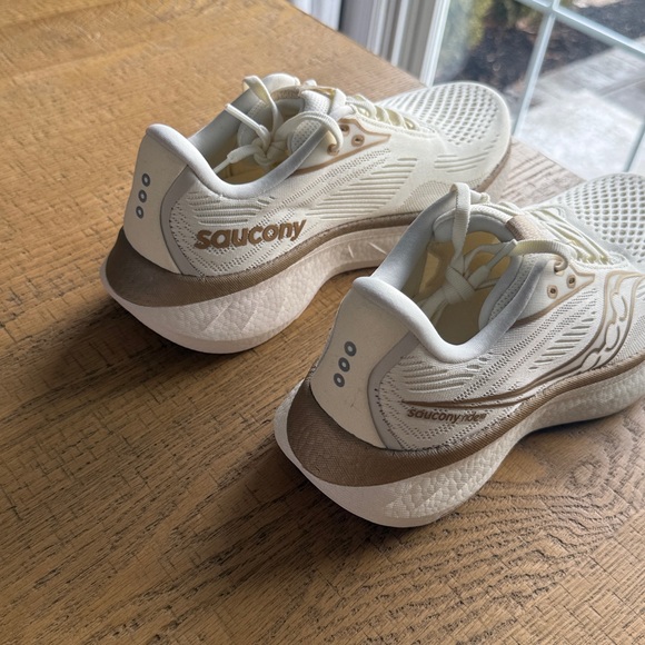 Saucony Women\'s White and Brown Athletic Shoes